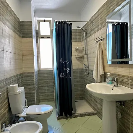 Eri 2 Apartment